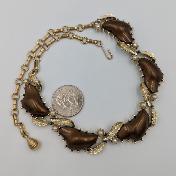 Coro Necklace Vintage Gold Tone Brown Cabochons Faux Pearl Hook Clasp Signed - Picture 4 of 10